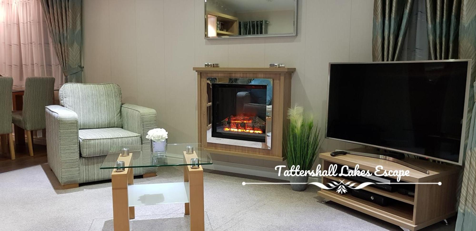 Meridian Tattershall Lakes Escape - Lakeside Lodge Caravan With A Fishing Peg Luxury Hot Tub Екстер'єр фото